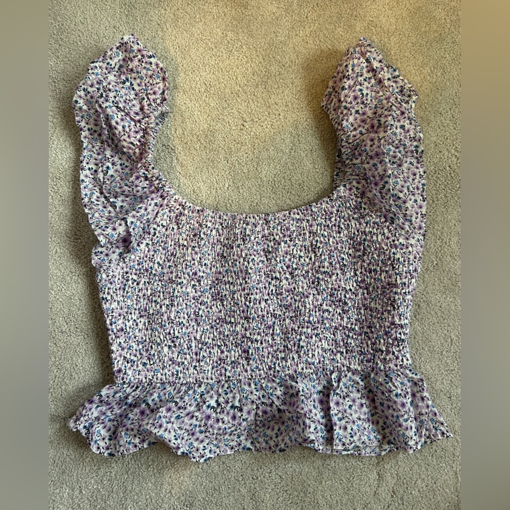 Women’s Floral Smocked Crop Top